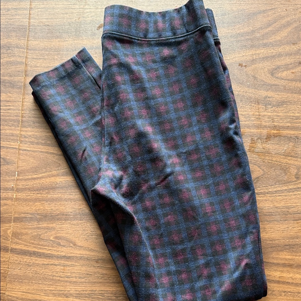 Old Navy Plaid Leggings in Blue and Purple